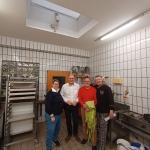 02 Bürgermeister beim Backen 020