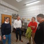 02 Bürgermeister beim Backen 018